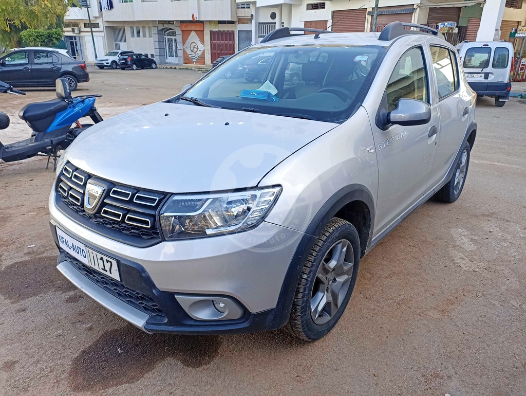 DACIA Sandero en Fés