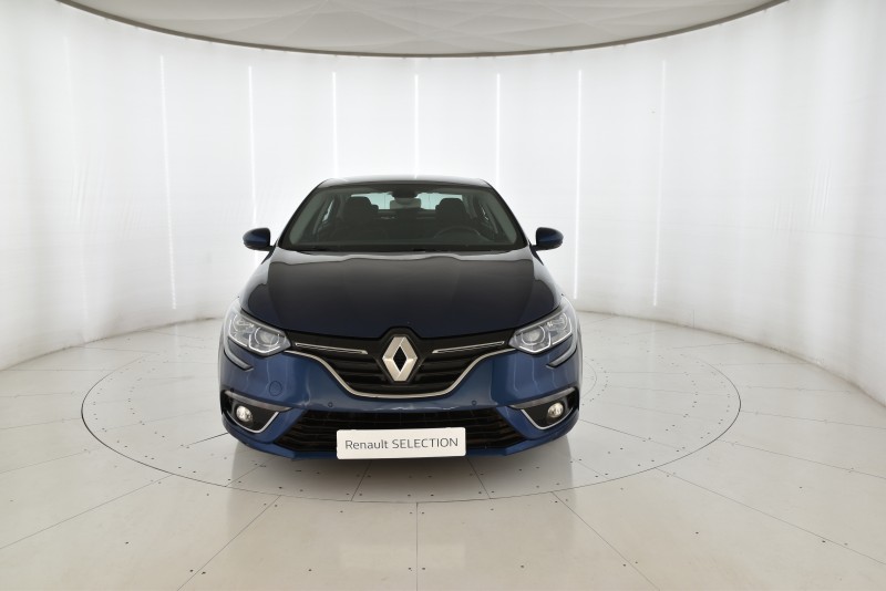 MEGANE-SEDAN  Renault