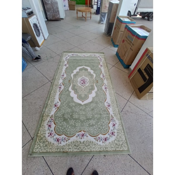 TAPIS SALON CLASSIQUE Vert Pistache Claire