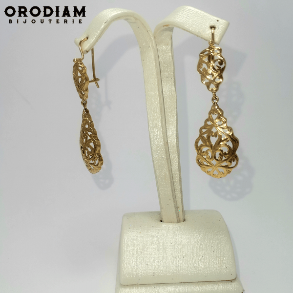 boucles d'oreilles