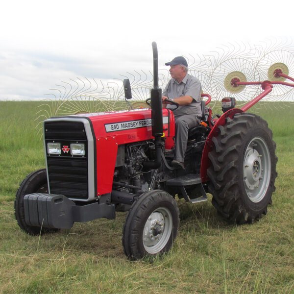 Tracteur MF 240